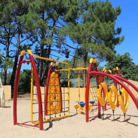 Mobil-home Spacieux, Acces Handicape, 6 Pers. - Api-1-52-2318 Kamp alanı *