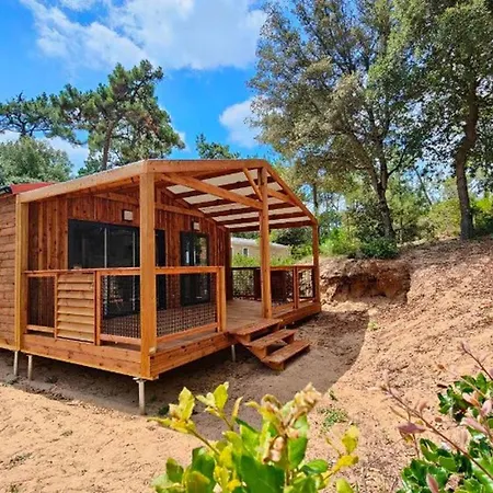 Mobil-home Spacieux, Acces Handicape, 6 Pers. - Api-1-52-2318